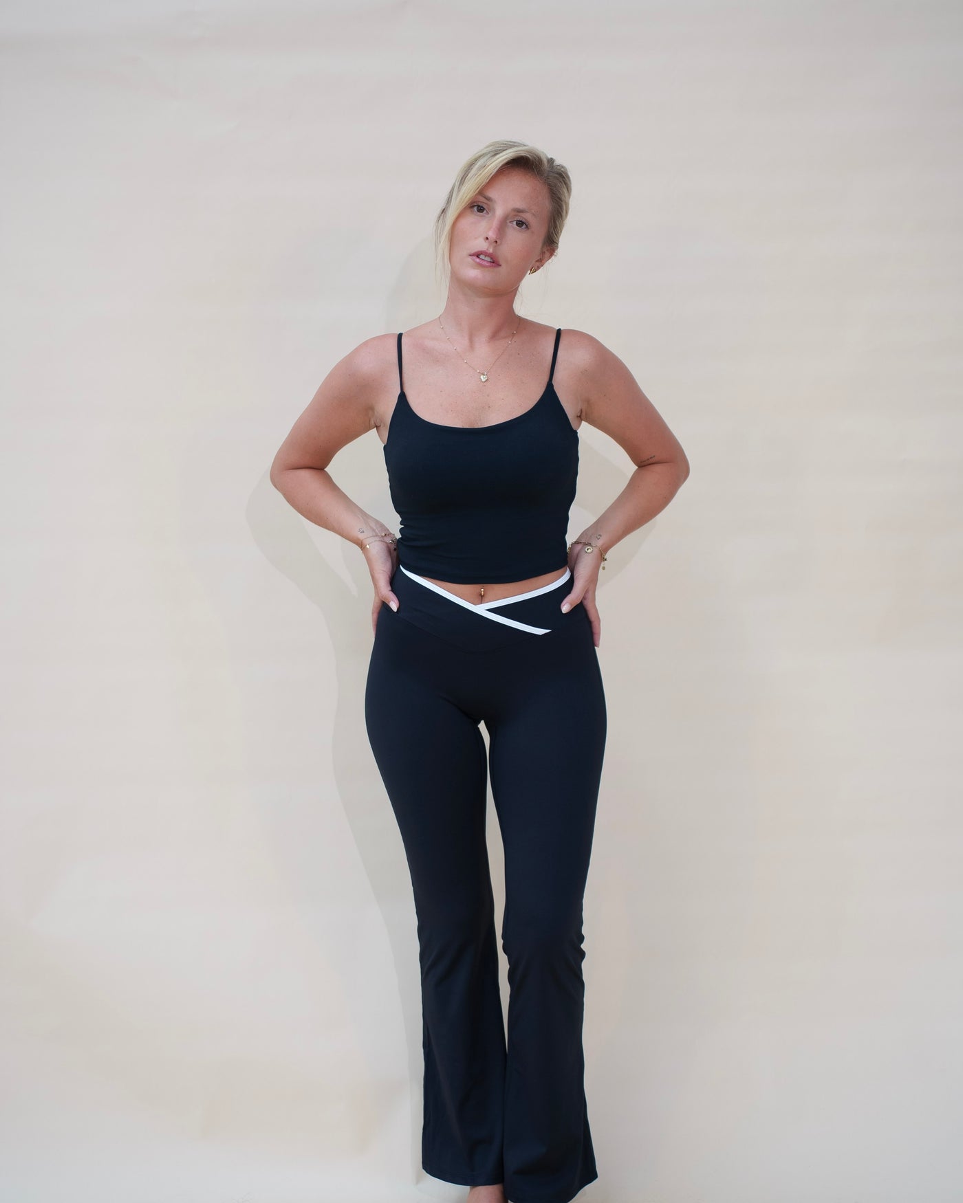 The Flare Pants — pantalon flare femme The Fit Society